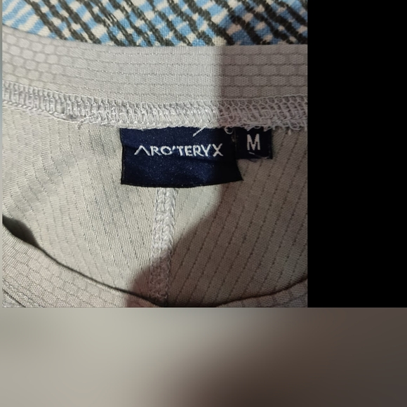 Arc'teryX T Shirt Mens size M - Picture 3 of 5